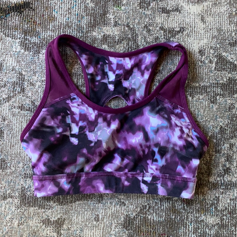 Like NEW, sports bra. Adorable.